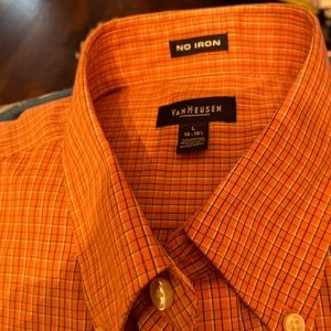 Van Heusen men’s large 16-16.5 button down sort sleeve shirt NWT orange plaid